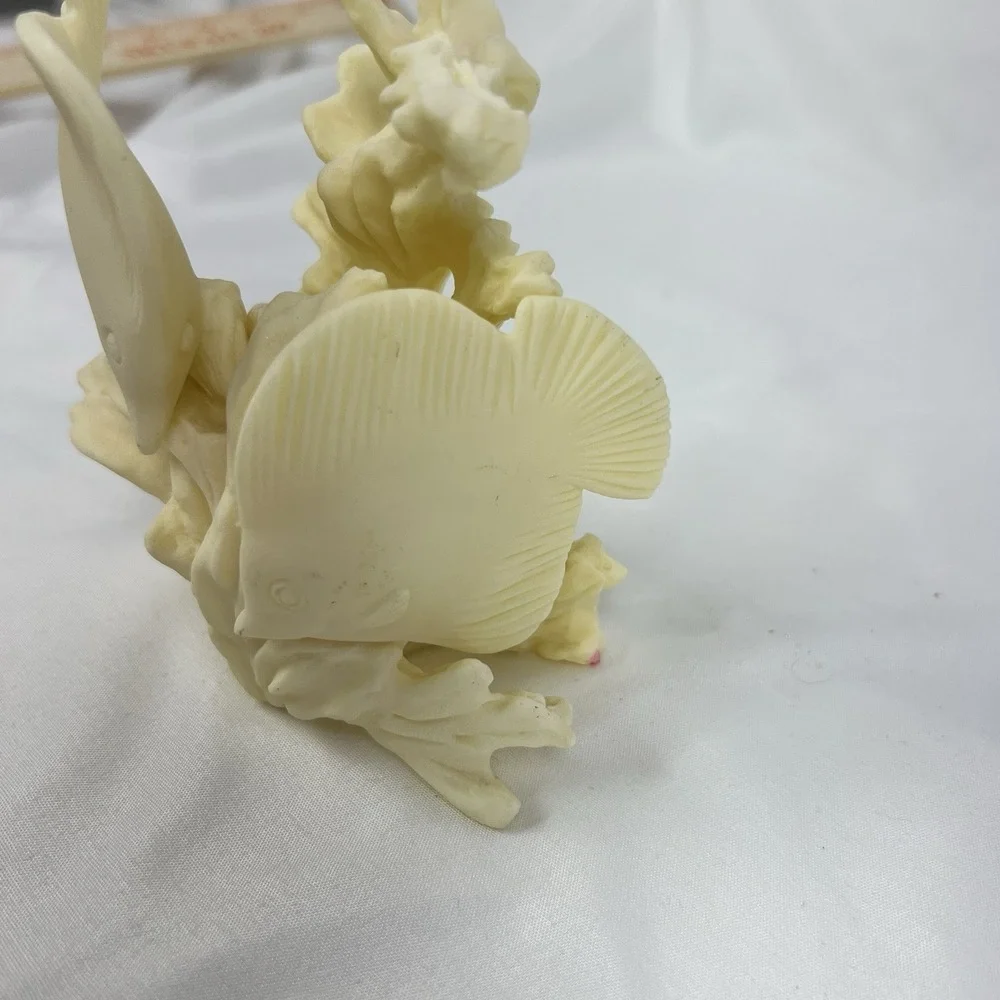 Vintage Style Cream Fish Coral Figurine Coastal Nautical‎ Beach House Decor